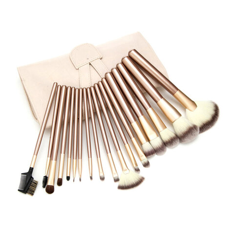 Set van 18 make-up kwasten beige goud